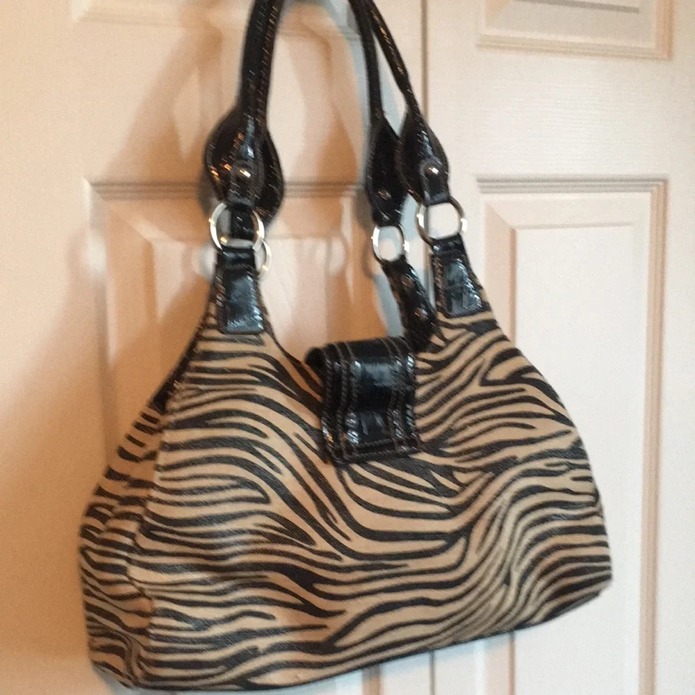 Linear purse - Picture 2 of 2